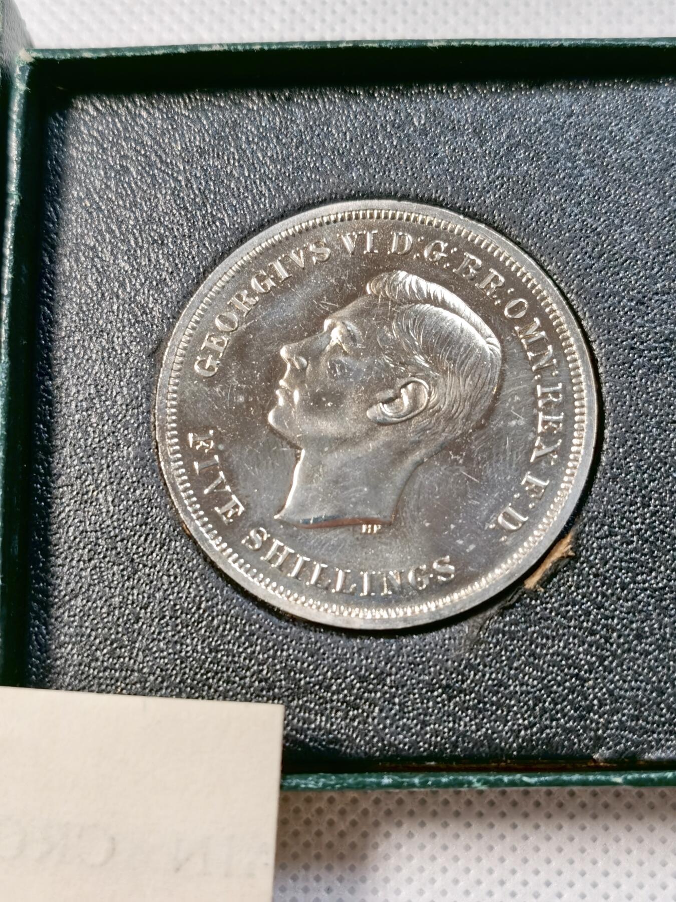 甄臻铺-世界币章拍卖（第32期），送拍享返佣金等优惠多多 1951年英国镊马剑，最后的马剑，盒证全