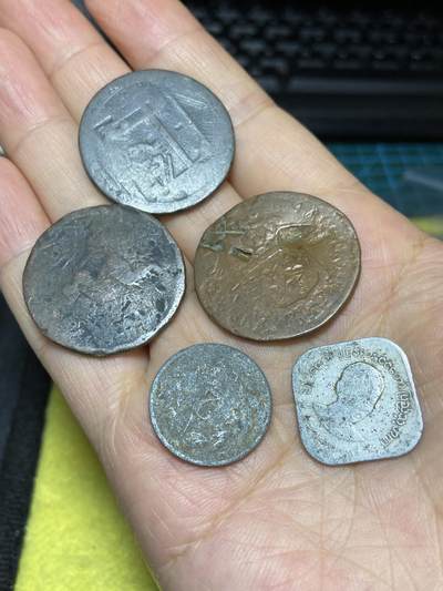 2025年第八十六场(总第一百一十二场）外国好品散币(免佣金) 差品老币5枚