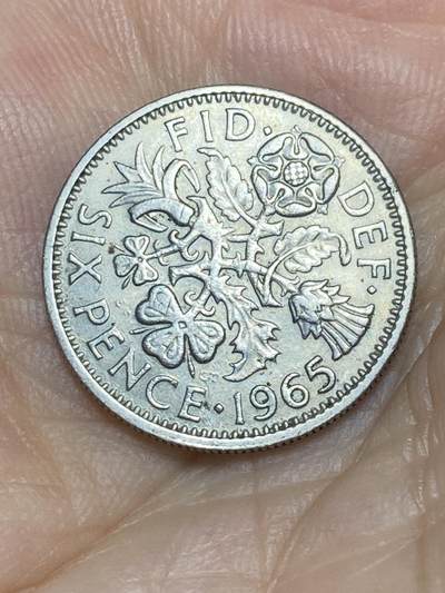 2025年第八十六场(总第一百一十二场）外国好品散币(免佣金) - 英国🇬🇧1965年6便士(伊丽莎白二世青年桂冠第二版)