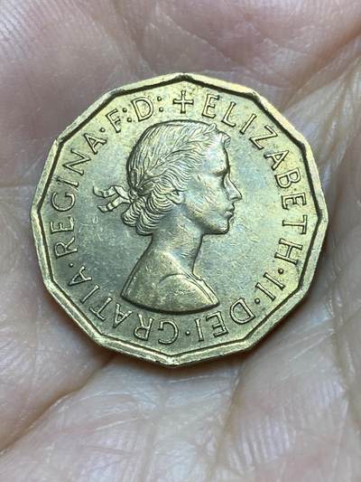 2025年第八十六场(总第一百一十二场）外国好品散币(免佣金) 好品–英国🇬🇧1966年3便士(伊丽莎白二世青年桂冠，第二版)