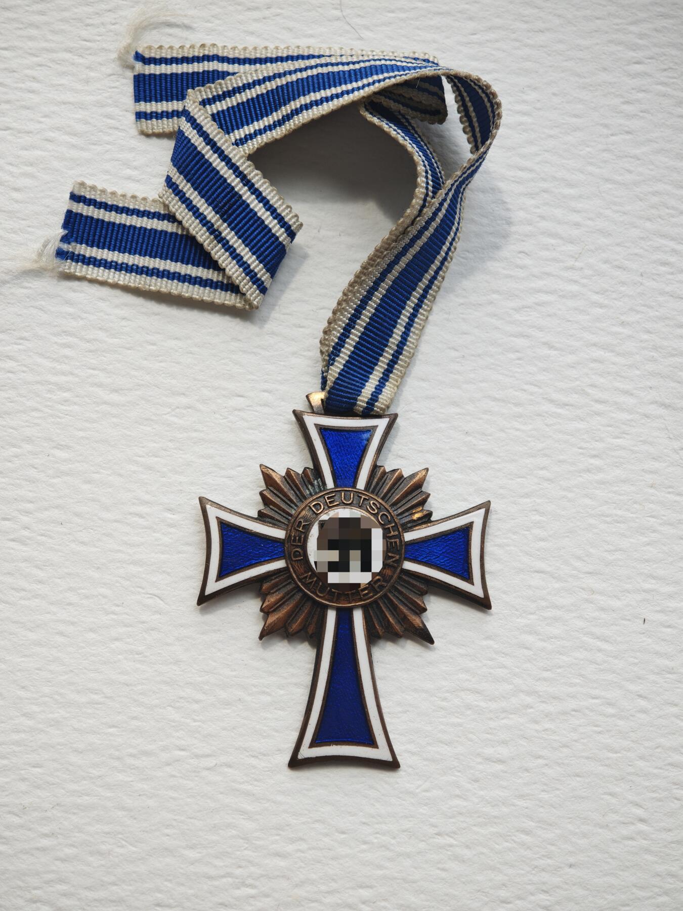 梧彩钱庄捡漏拍9月 德国德三铜级母亲十字奖章