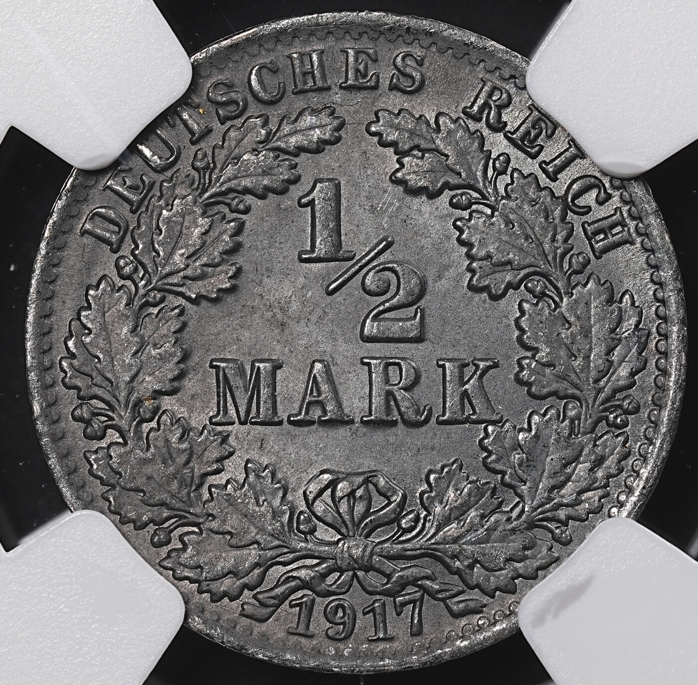 修遠堂世界钱币第八十三期 NGC MS64 1917年德国1/2马克银币 A厂铭 卷首币