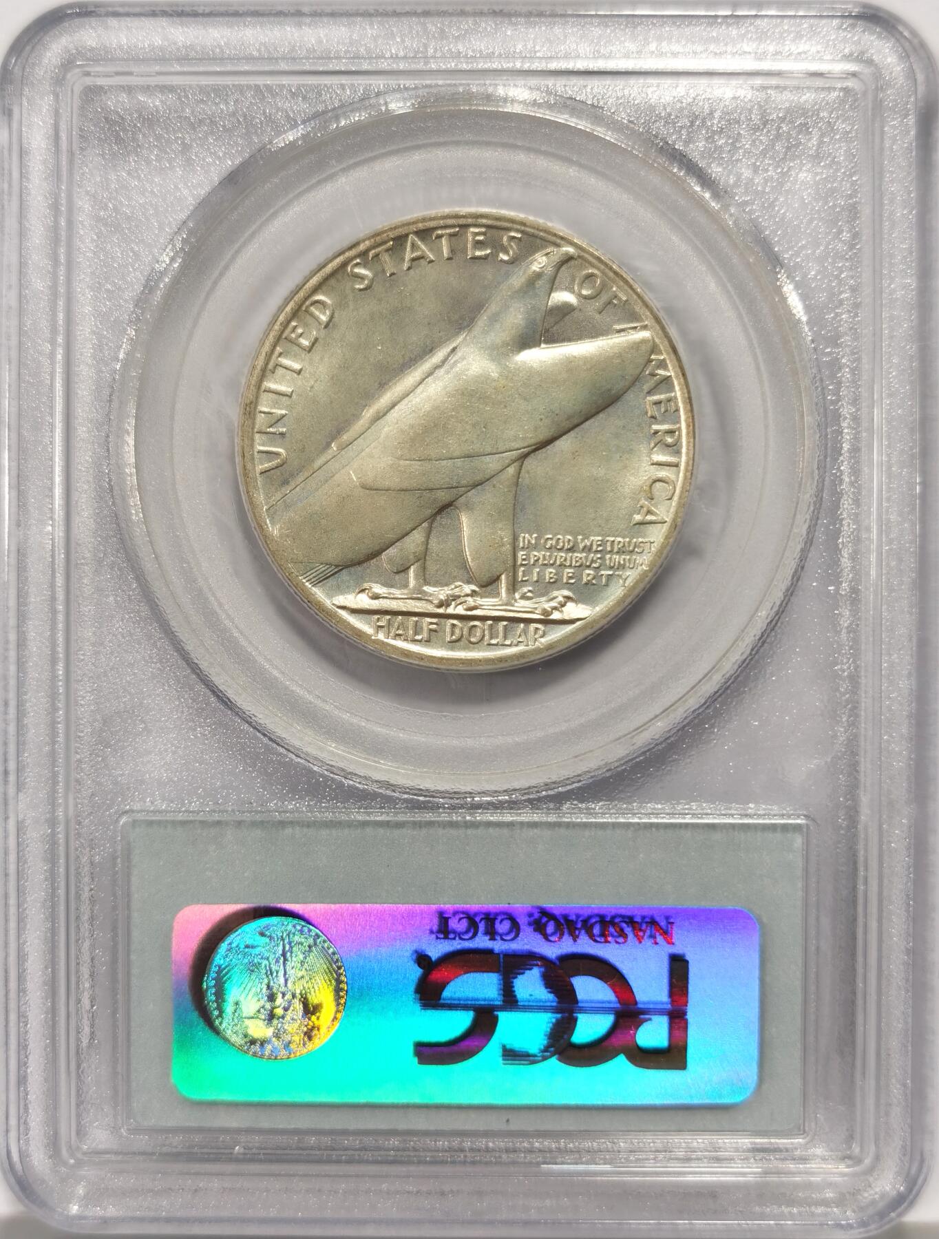 博洋堂世界钱币拍卖第137期（全场包邮） PCGS MS65 1936年美国布里奇波特半美元银币 非常少见的品种，此品种65分国内公开市场首见。非常强的光，底板细腻丝滑，老盒子严评，状态比常见的65分的美国半圆强很多