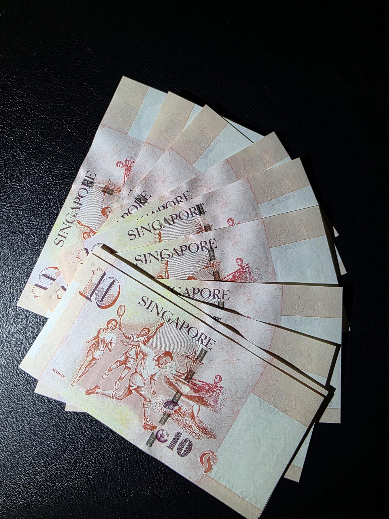 叁拾收藏第31期 新加坡2005年10元李显龙签名十张（全部全程无4）  UNC(个别轻微潮斑）
