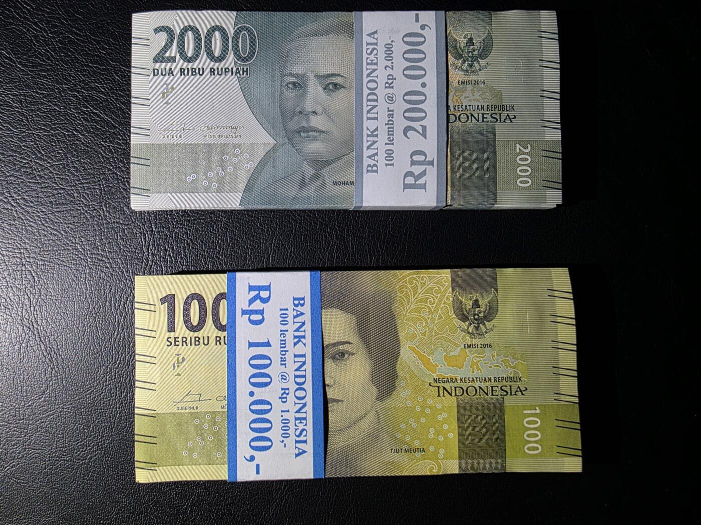 叁拾收藏第31期 印度尼西亚2016年1000/2000卢比两刀百连（含豹子号）  UNC