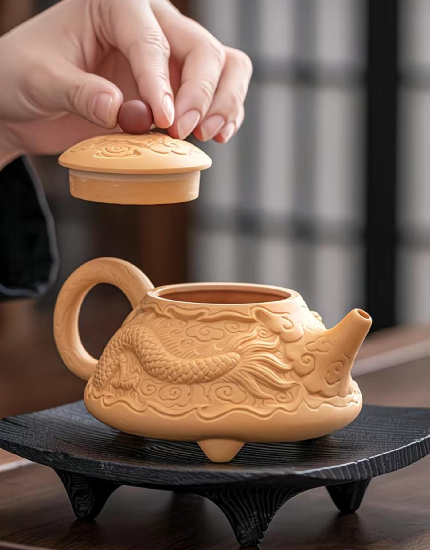 黄段泥精品手工壶具 黄段泥凤鸣浮雕三足壶