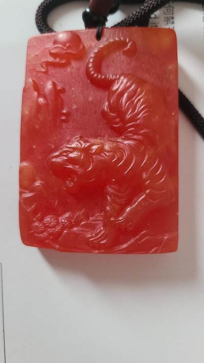 富森红土寄生虫下山虎牌沉香吊坠，保真，保天然 - 富森红土寄生虫下山虎牌沉香吊坠，保真，保天然