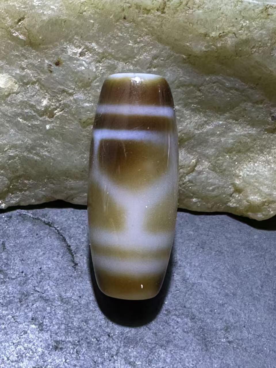 仅此一颗，藏传龟甲随形天珠一颗