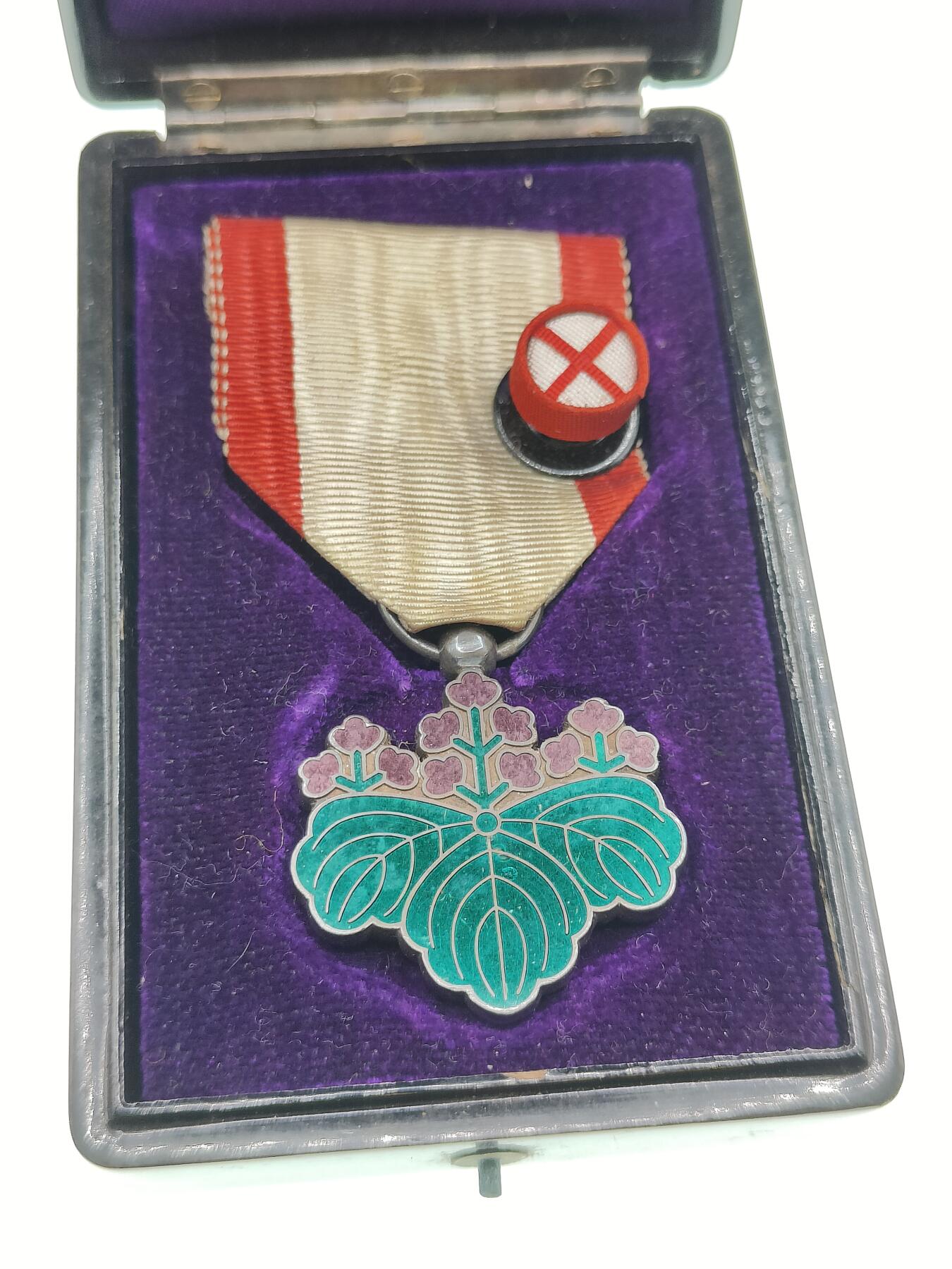 0元起拍勋章 第292期 咸鱼国勋章拍卖专场 9月7日（周日）下午6：00开始 美品 日本战时七等青叶章银制带盒略