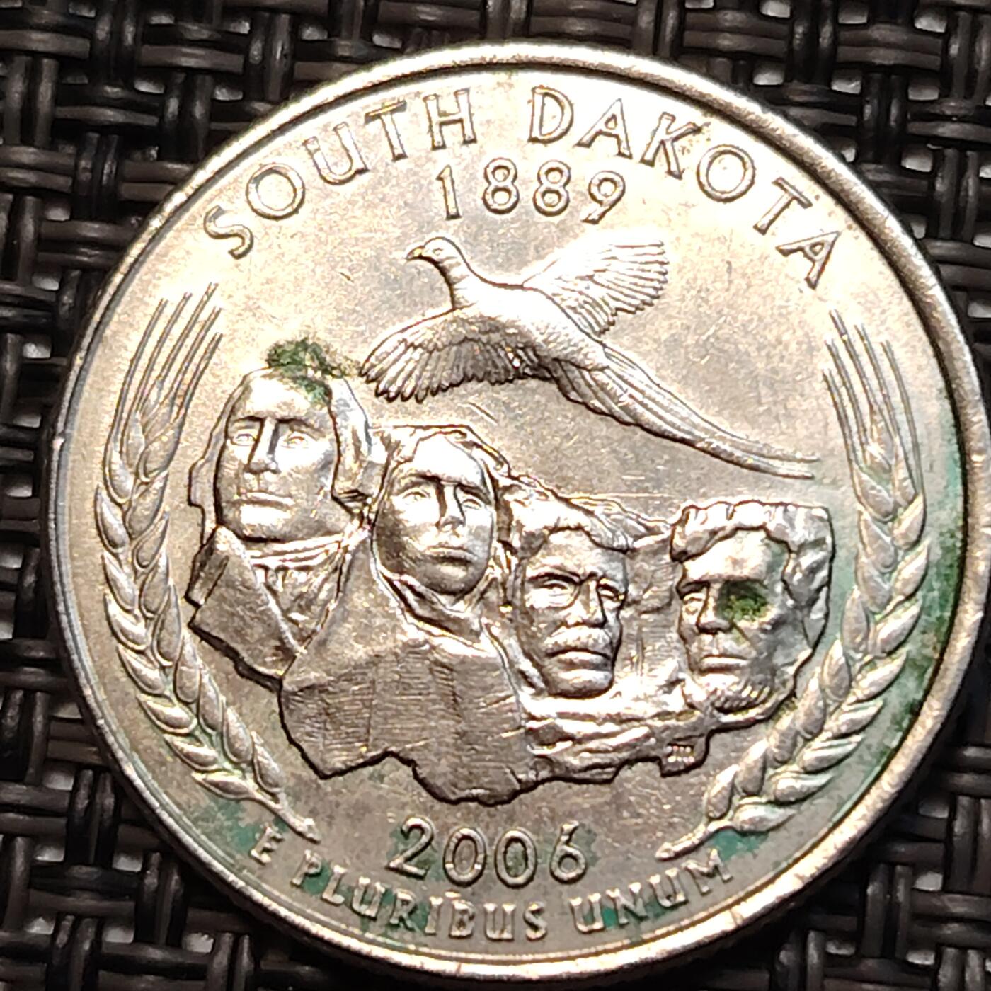 布加迪🐬～世界钱币(上海)🌾第 240 期 /  各国套币和散币 美国🇺🇸 2006年 25分 南达科塔州币