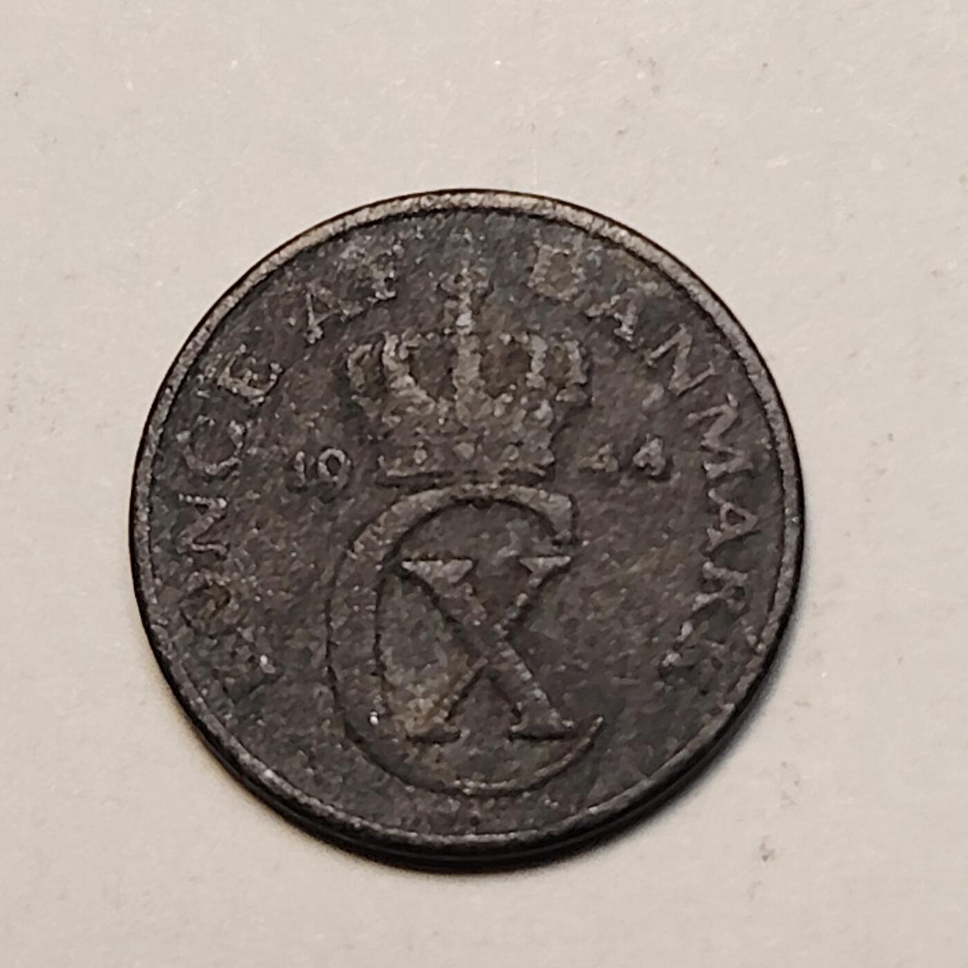 布加迪🐬～世界钱币(上海)🌾第 240 期 /  各国套币和散币 丹麦🇩🇰 1944年 1奥尔锌币