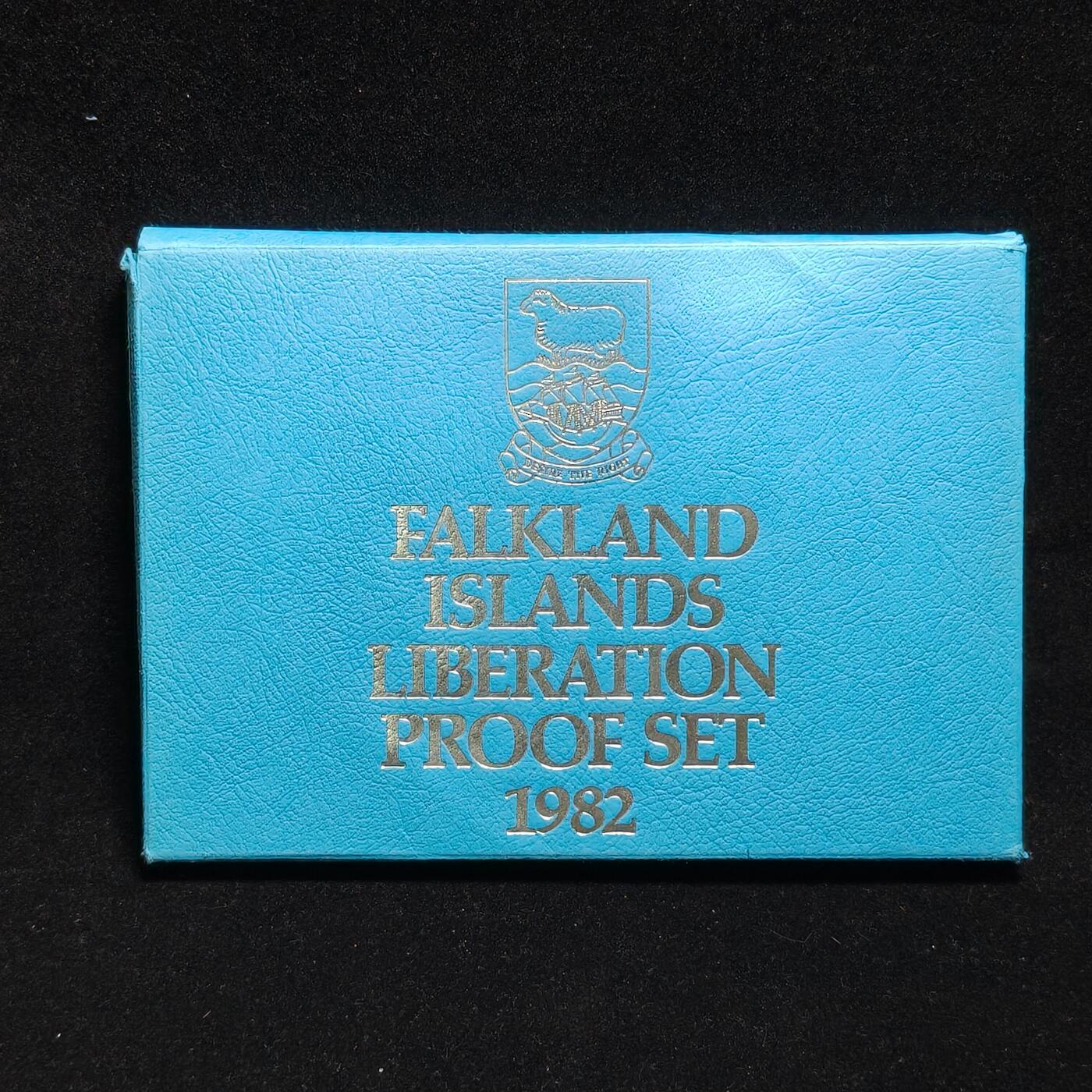 【铜匠收藏】★第125加场★精品币章场，200包邮，不满200.支付运费5元。《接受代拍 代送NGC评级》 福克兰 1982年 精制套币 原盒proof  共8枚 含一枚克朗银币