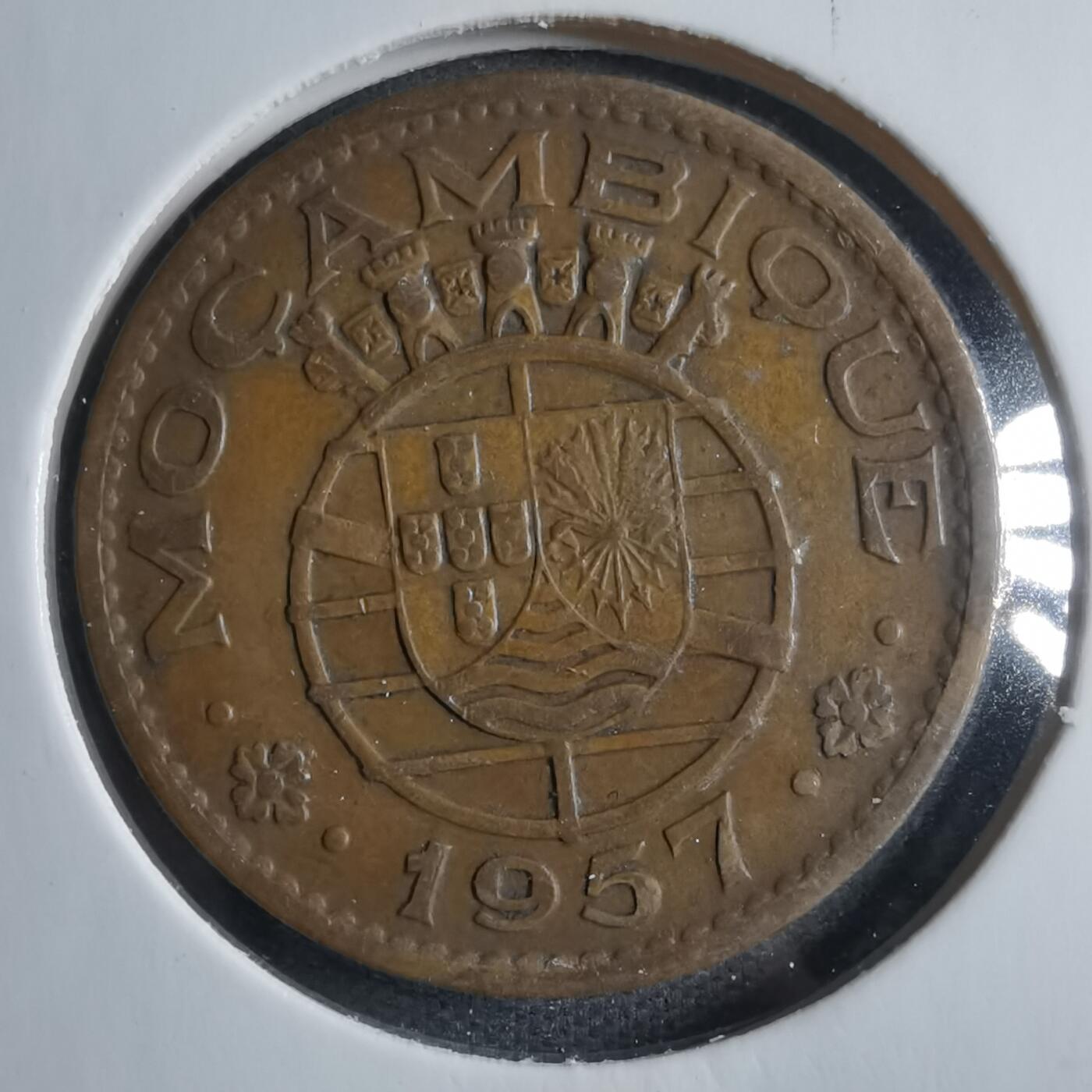 沼泽如烟--第833场 葡属莫桑比克1957年1埃斯库多