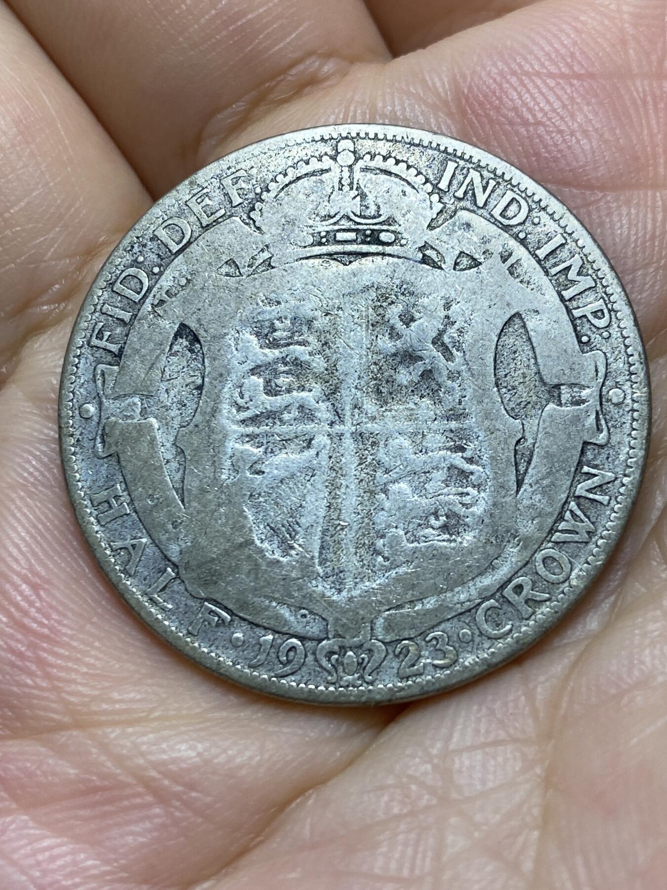 2025年第八十七场(总第一百一十三场）外国好品散币(免佣金) 英国🇬🇧1923年半克朗银币(乔治五世第三版，500银)