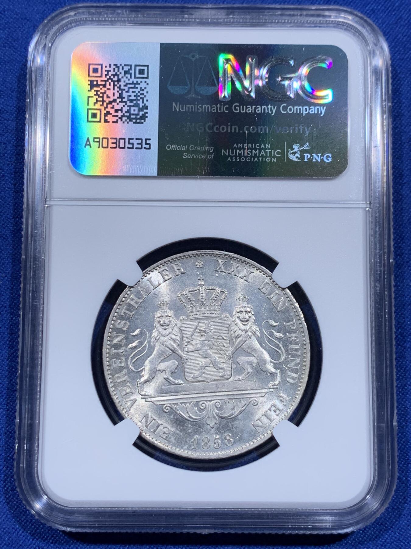 《竞宝斋》第416场 周日，周一，2场连拍 （全场包邮） NGC UNC 德国 1858 黑森·达姆施塔特双狮盾徽1泰勒 小邦中的难点之一 双狮高点异常出彩 感觉可以养养再试试