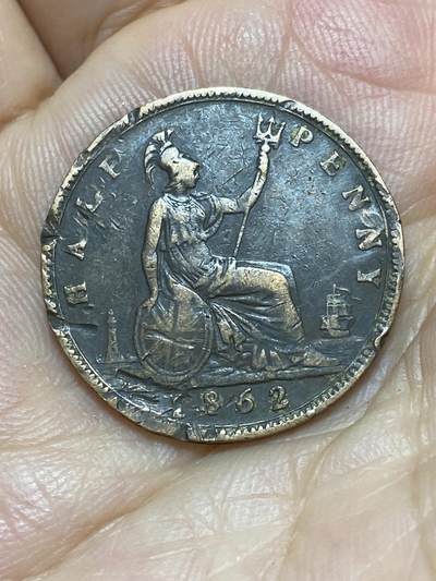 2025年第八十七场(总第一百一十三场）外国好品散币(免佣金) - 英国🇬🇧1862年半便士(维多利亚女王中年第二版)