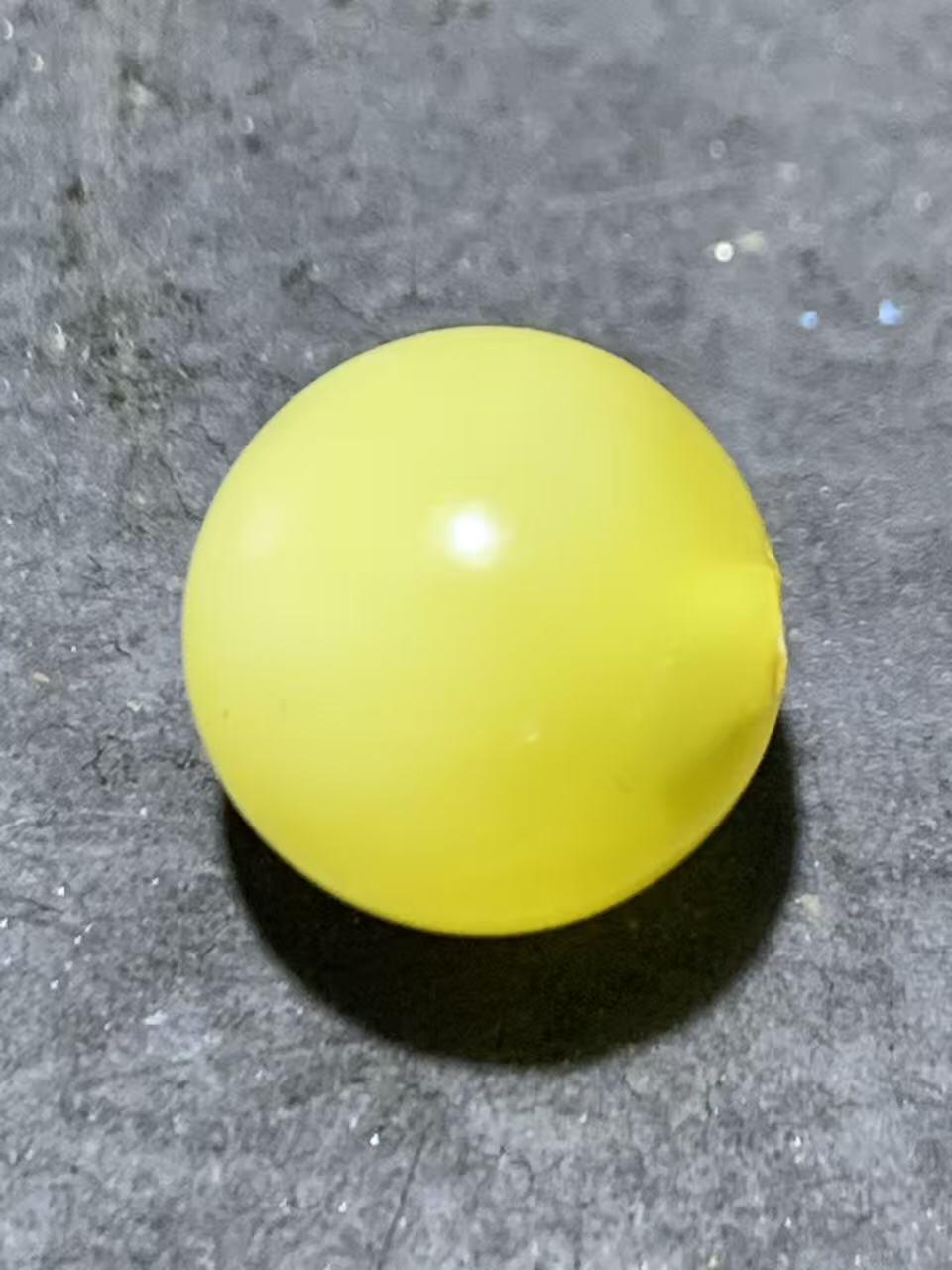 天然俄料原矿蜜蜡通货圆珠一颗，