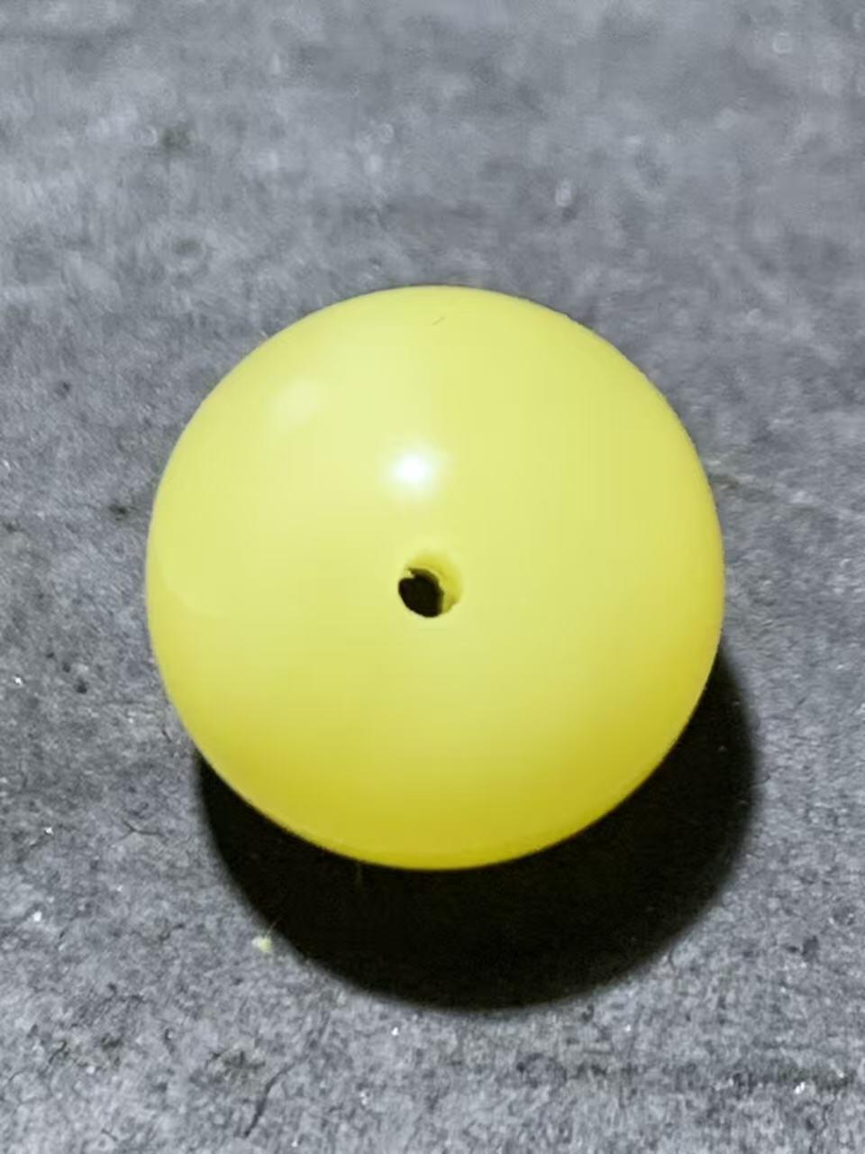 天然俄料原矿蜜蜡通货圆珠一颗，