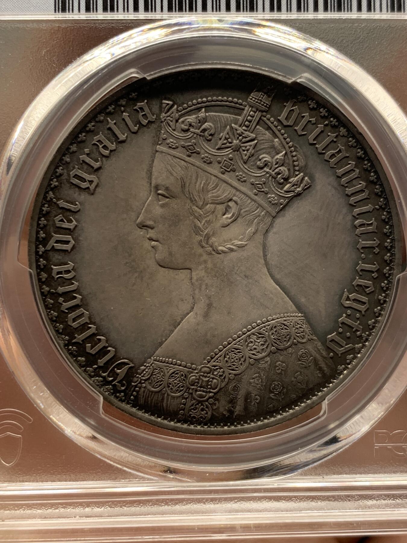 《竞宝斋》第416场 周日，周一，2场连拍 （全场包邮） 英国最美钱币 PCGS PR62 英国 1847年 1克朗 哥特克朗 老欧洲铁灰包浆 有trueview美图