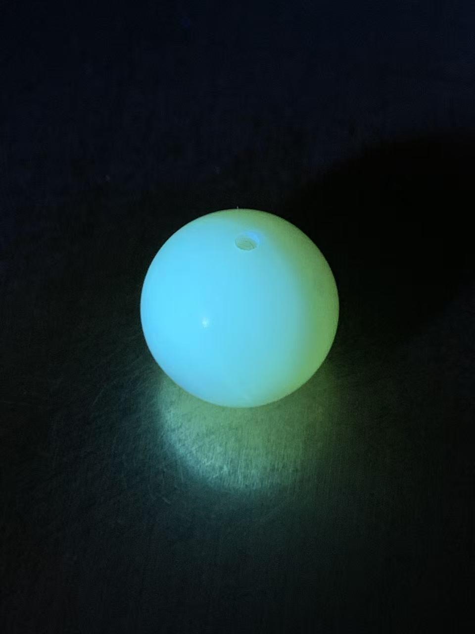 天然俄料原矿蜜蜡通货圆珠一颗，