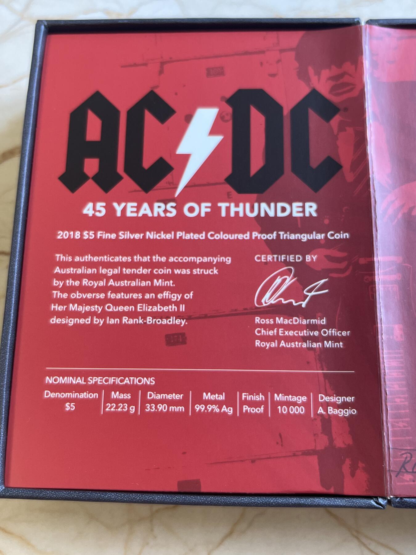 第173期拍卖【长期征集拍品】 澳大利亚2018年AC/DC45周年三角形纪念银币NGC-PF70首原盒证书，999银，22.23克，发行10000枚