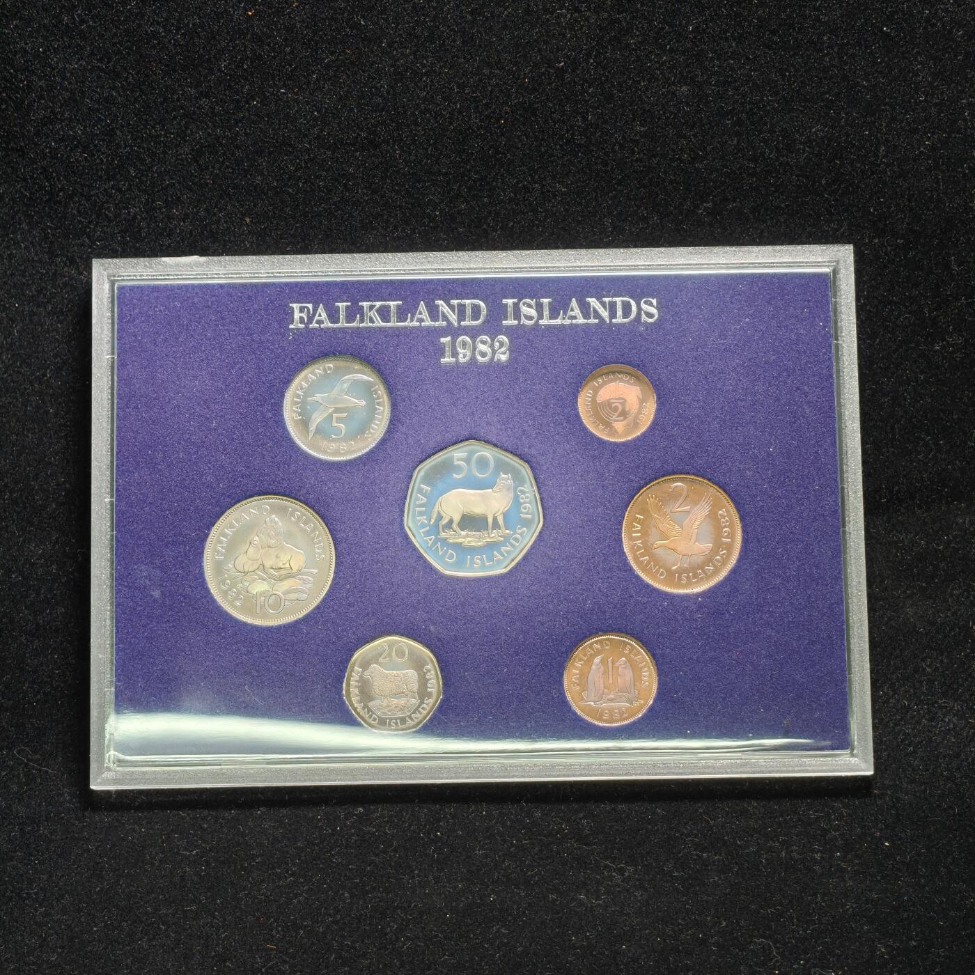 【铜匠收藏】★第125加场★精品币章场，200包邮，不满200.支付运费5元。《接受代拍 代送NGC评级》 福克兰 1982年 原盒精致7枚套币