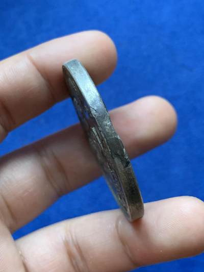 《竞宝斋》第417场 周日，周一，2场连拍 （全场包邮） 英国1831威廉四世改革法案与反奴隶制勋章。正面为威廉四世及改革法案支持者格雷伯爵（Earl grey格雷伯爵红茶）等胸像，背面宣传口号。白铜合金，33.3克，45.5mm，细节见图。