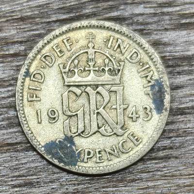 【铜匠收藏】★第130加场★精品币章场，200包邮，不满200.支付运费5元。《接受代拍 代送NGC评级》 - 英国 1943年 6便士银 乔治六世 银币