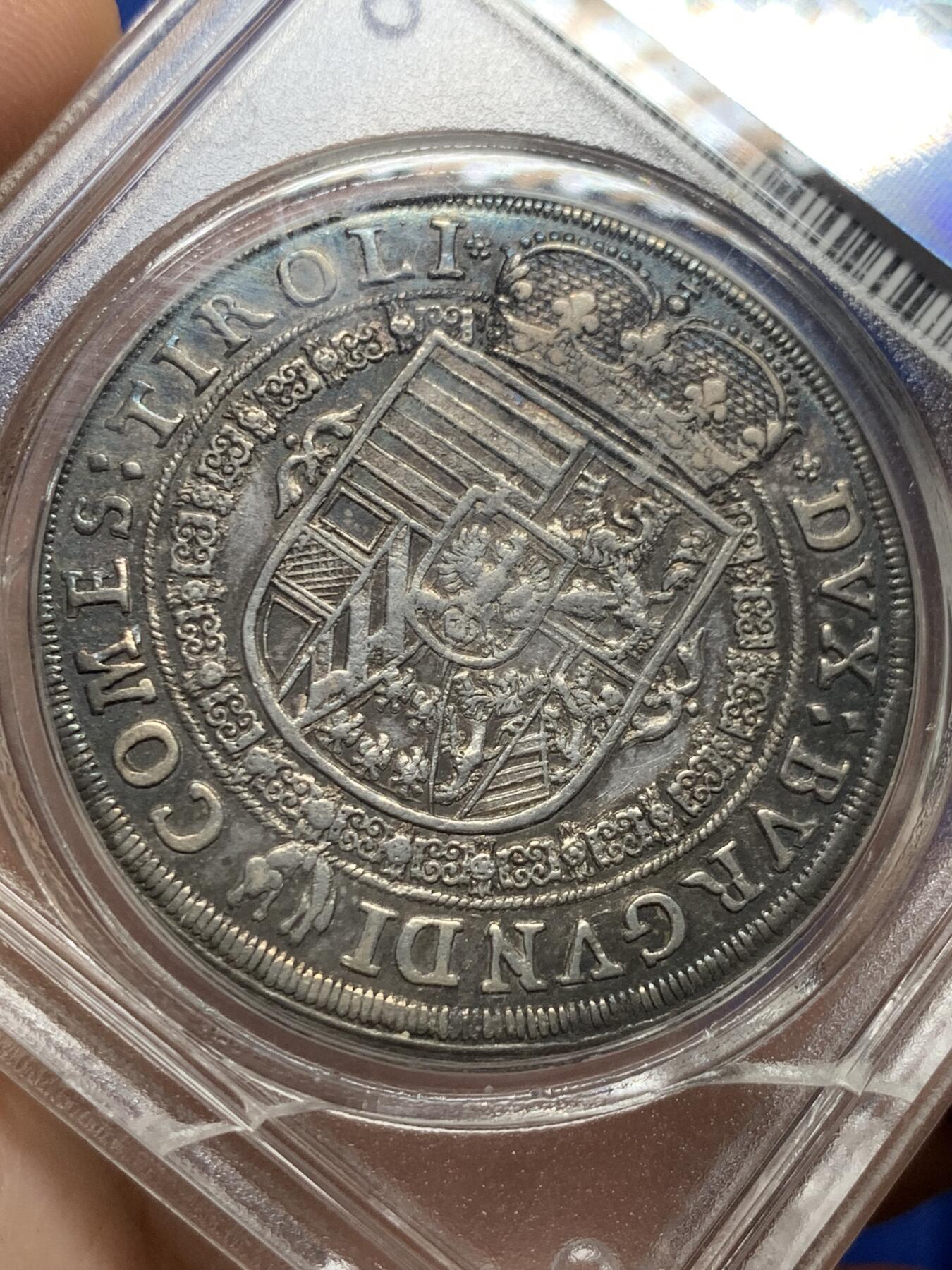 《竞宝斋》第417场 周日，周一，2场连拍 （全场包邮） PCGS AU58 奥地利 神罗 1632年 利奥波德五世 1泰勒 银币 人像纹章深打 细节丰富 五彩老包浆 盒子有裂不影响币