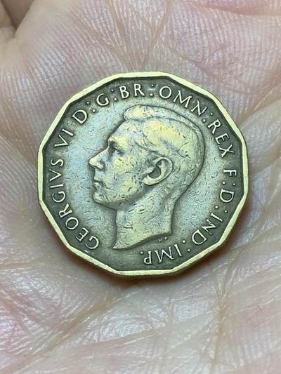 2025年第八十七场(总第一百一十三场）外国好品散币(免佣金) 稀少大特年–英国🇬🇧1946年3便士(乔治六世第一版唯一大特年)