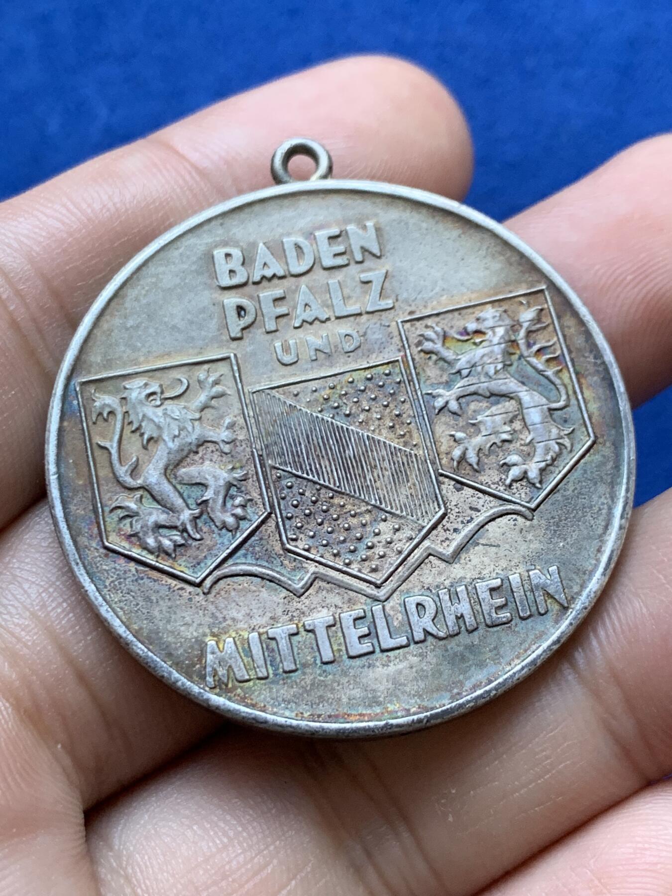 《竞宝斋》第417场 周日，周一，2场连拍 （全场包邮） 德国1929年吉森射击节银章 26.9克 40mm 微不平