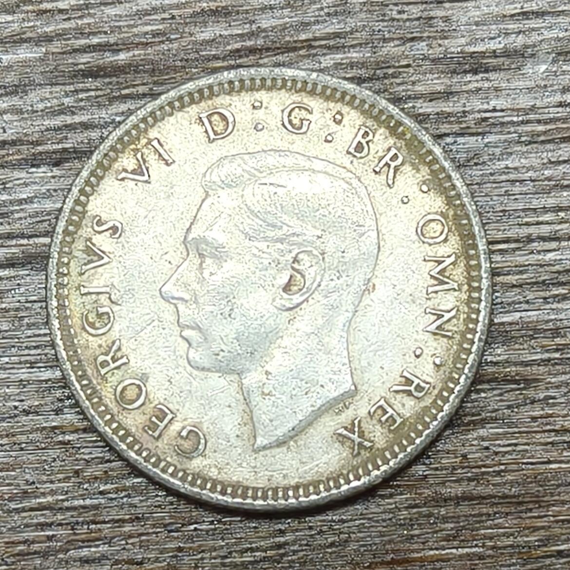 【铜匠收藏】★第130加场★精品币章场，200包邮，不满200.支付运费5元。《接受代拍 代送NGC评级》 英国 1939年 6便士 乔治六世 银币