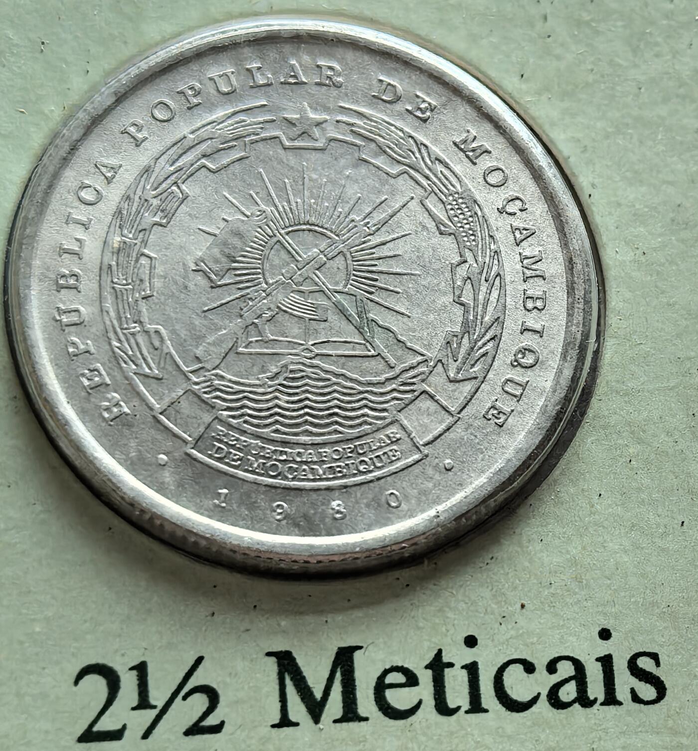 外国优质老铜币纪念币银币专场，周六晚上九点倒数截拍，满百包邮，周日发货,可寄存半年，喜欢朋友微信扫描二维码可直接参拍 待标题