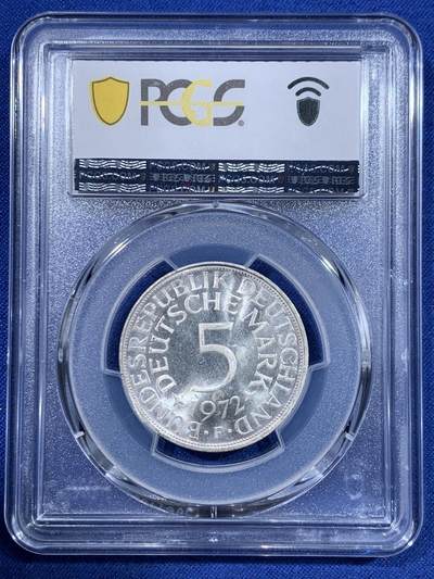 《竞宝斋》第417场 周日，周一，2场连拍 （全场包邮） PCGS MS65 德国1972年5马克银币 车轮光状态 长毛鹰漂亮 带银光白霜