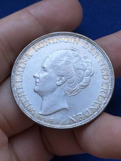 《竞宝斋》第417场 周日，周一，2场连拍 （全场包邮） 荷兰1937年威廉敏娜女王2.5盾大银币