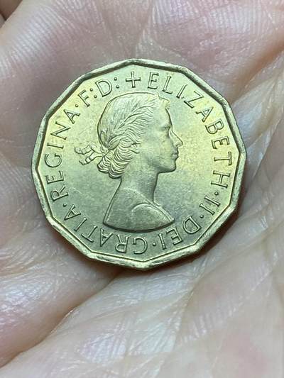 2025年第八十七场(总第一百一十三场）外国好品散币(免佣金) 英国🇬🇧1967年3便士(伊丽莎白二世青年桂冠，第二版普制币关门年)