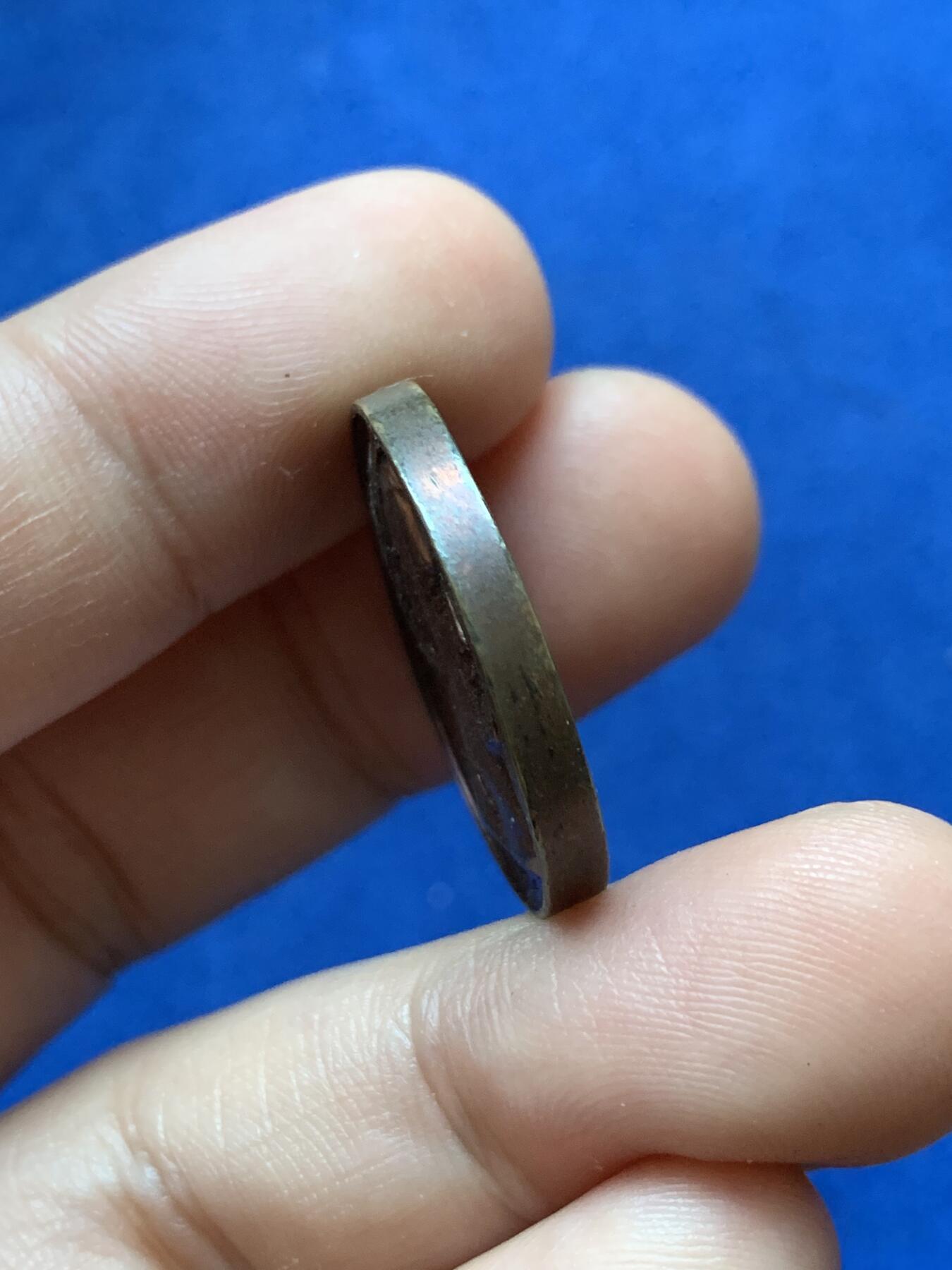 《竞宝斋》第417场 周日，周一，2场连拍 （全场包邮） 法国拿破仑主题奥斯特里茨战役胜利铜章，反面为巴黎市中心旺多姆广场为纪念此次战役而修建的纪念碑，直径25.6mm，10.8克。