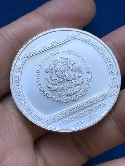 《竞宝斋》第417场 周日，周一，2场连拍 （全场包邮） 墨西哥1993年1盎司银币 999银 31.1克 少见品种