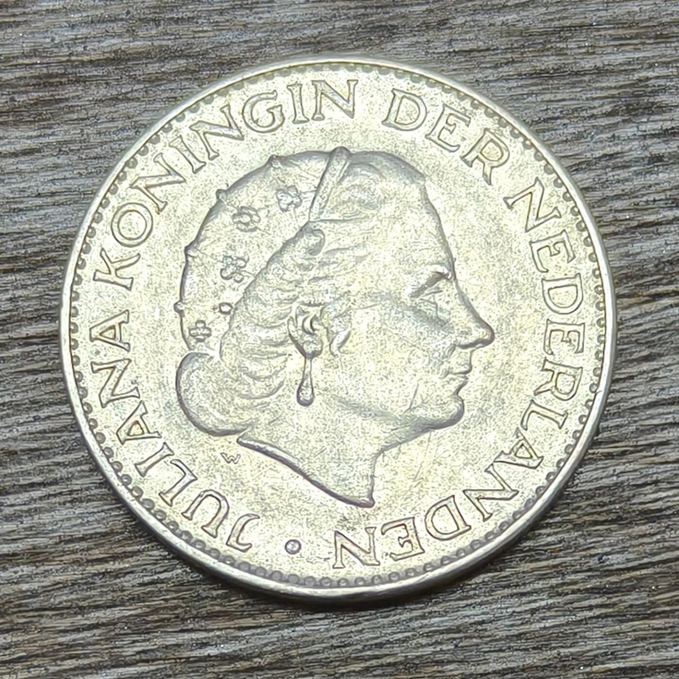 【铜匠收藏】★第130加场★精品币章场，200包邮，不满200.支付运费5元。《接受代拍 代送NGC评级》 荷兰 1964年 1盾 朱莉阿娜女王 银币