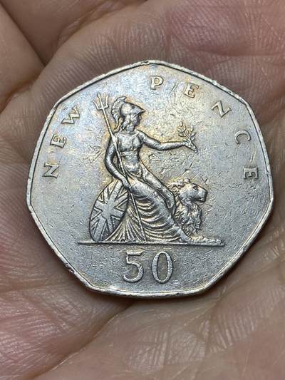 2025年第八十七场(总第一百一十三场）外国好品散币(免佣金) - 英国🇬🇧1980年50新便士(伊丽莎白二世中年花冠，十进制第一版)