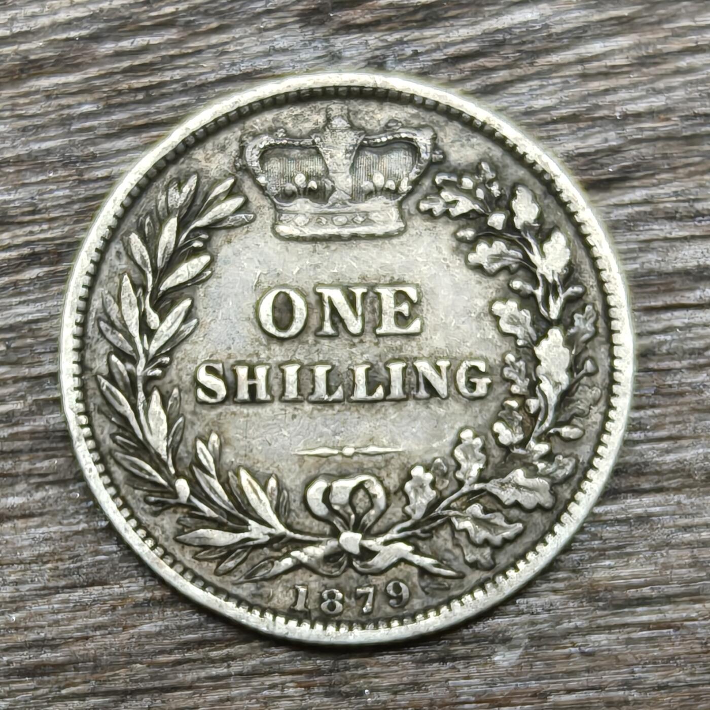 【铜匠收藏】★第130加场★精品币章场，200包邮，不满200.支付运费5元。《接受代拍 代送NGC评级》 英国 1879年 1先令 银币 维多利亚小辫头像