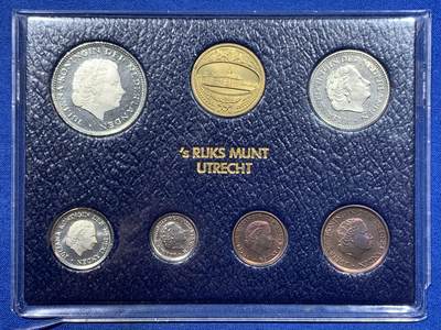 《竞宝斋》第417场 周日，周一，2场连拍 （全场包邮） 荷兰1980年七枚装精致套币