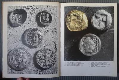 世界钱币章牌书籍专场拍卖11.01 一本关于世界钱币的书4