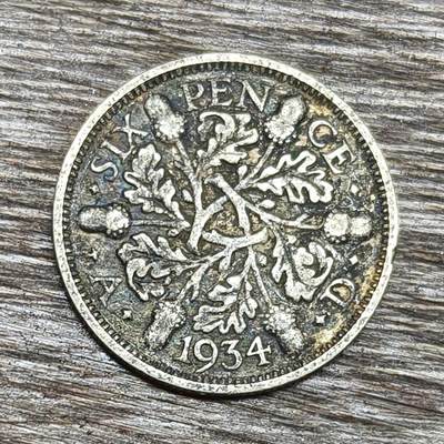 【铜匠收藏】★第130加场★精品币章场，200包邮，不满200.支付运费5元。《接受代拍 代送NGC评级》 - 英国 1934年 6便士 银币 乔五