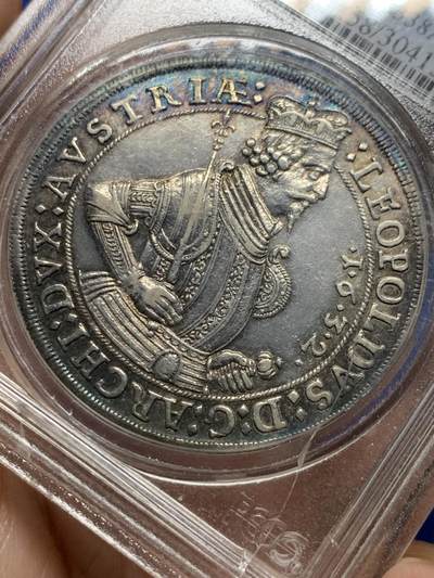 《竞宝斋》第417场 周日，周一，2场连拍 （全场包邮） PCGS AU58 奥地利 神罗 1632年 利奥波德五世 1泰勒 银币 人像纹章深打 细节丰富 五彩老包浆 盒子有裂不影响币