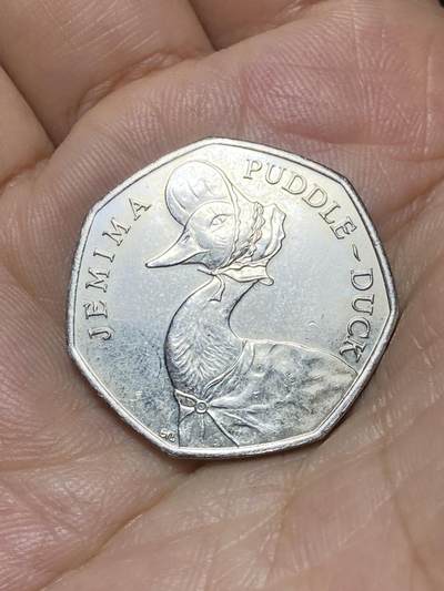 2025年第八十七场(总第一百一十三场）外国好品散币(免佣金) 英国🇬🇧2016单年份50便士(彼得兔系列小说角色–杰迈玛·帕德尔鸭纪念币)