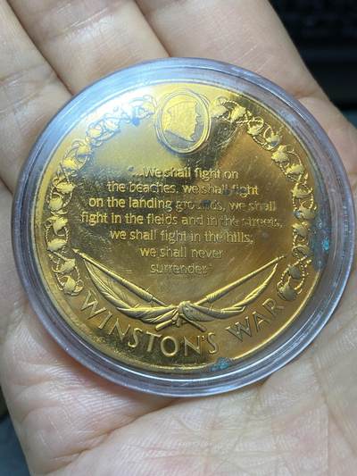 2025年第八十七场(总第一百一十三场）外国好品散币(免佣金) 超大尺寸直径45mm克重37.85g–英国🇬🇧精制纪念章(正面图案是1940年5月敦刻尔克大撤退场景，背面图案是丘吉尔著名抗战演讲)