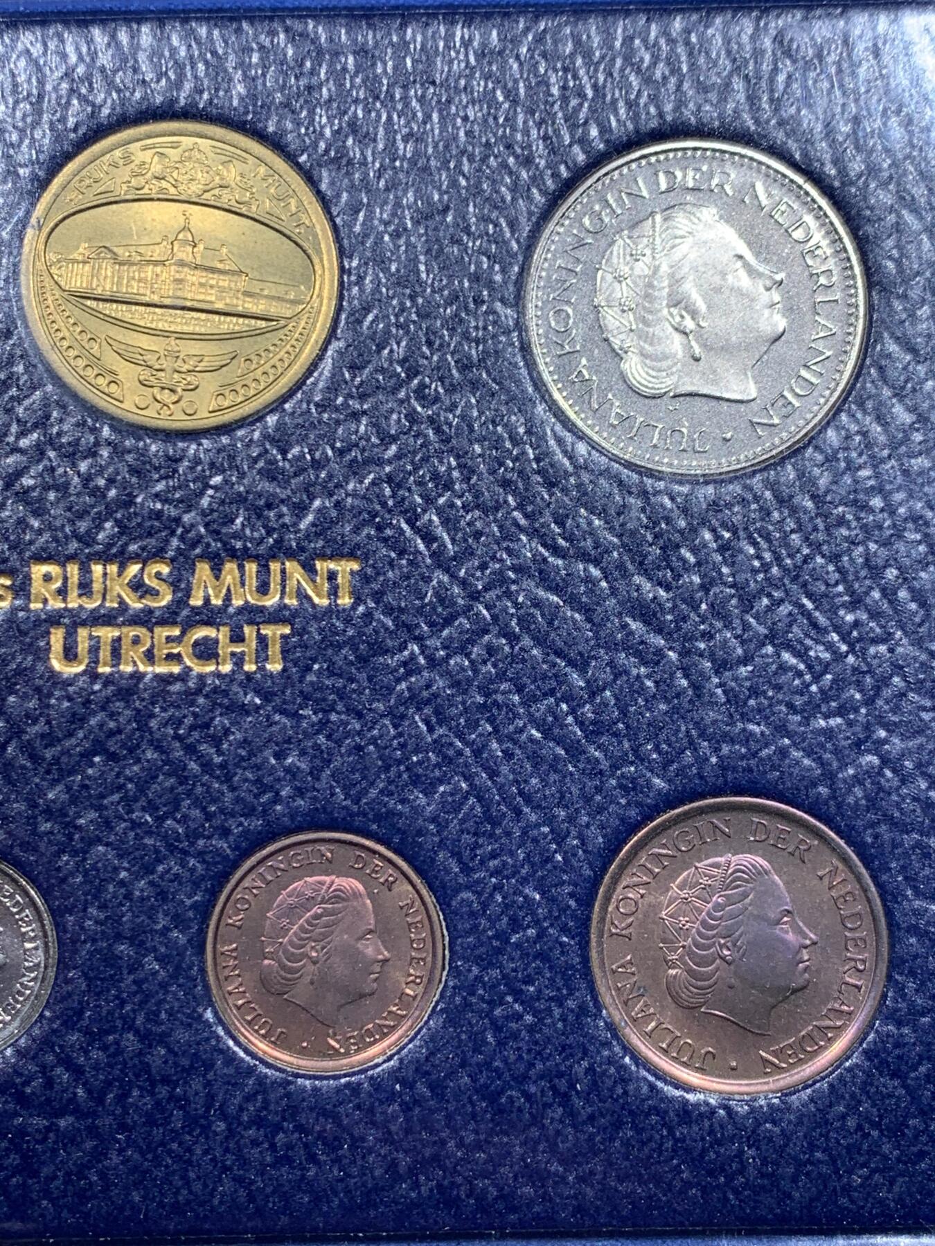 《竞宝斋》第417场 周日，周一，2场连拍 （全场包邮） 荷兰1980年七枚装精致套币