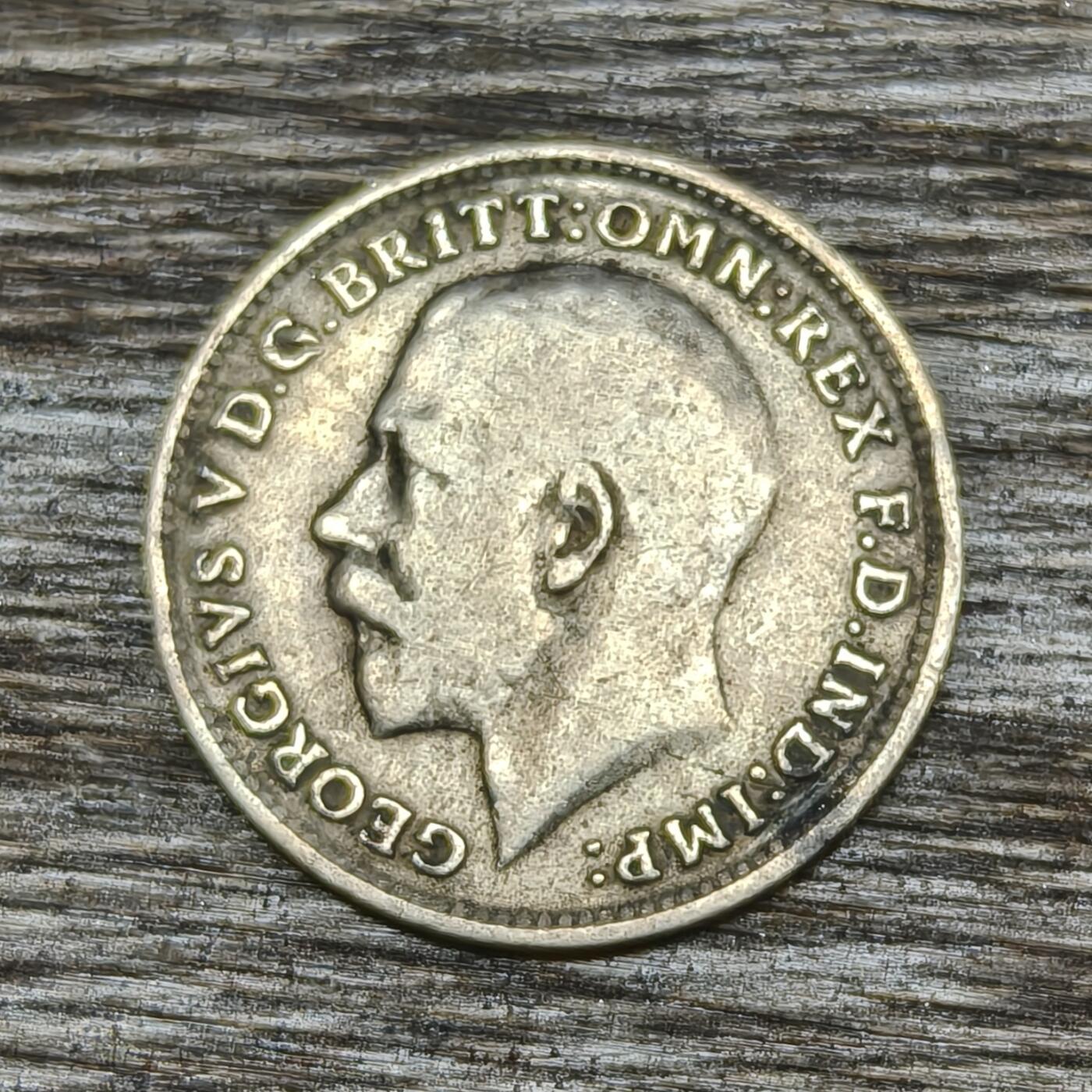 【铜匠收藏】★第130加场★精品币章场，200包邮，不满200.支付运费5元。《接受代拍 代送NGC评级》 英国 1916年 乔治五世 3便士 银币