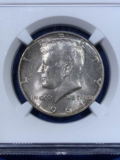 《竞宝斋》第417场 周日，周一，2场连拍 （全场包邮） NGC MS65 美国1964年肯尼迪半美元银币，包浆不错，900高银。
